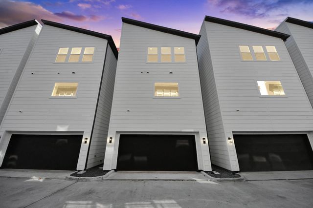 4802 Elysian Street CD, Houston, TX 77009