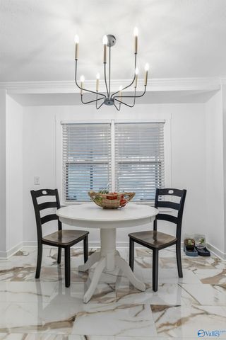 125 S South Hawk Drive, Rainbow City, AL 35906