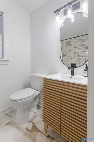 125 S South Hawk Drive, Rainbow City, AL 35906