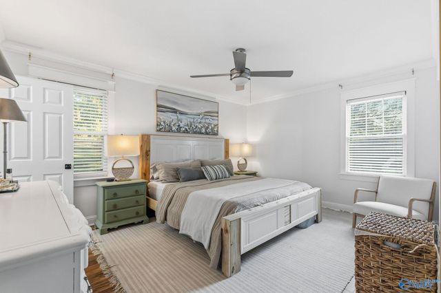 125 S South Hawk Drive, Rainbow City, AL 35906