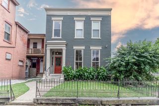 230 E 5th Street, Newport, KY 41071