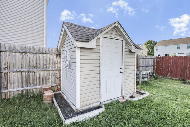 1435 Shagbark Street, Circleville, OH 43113