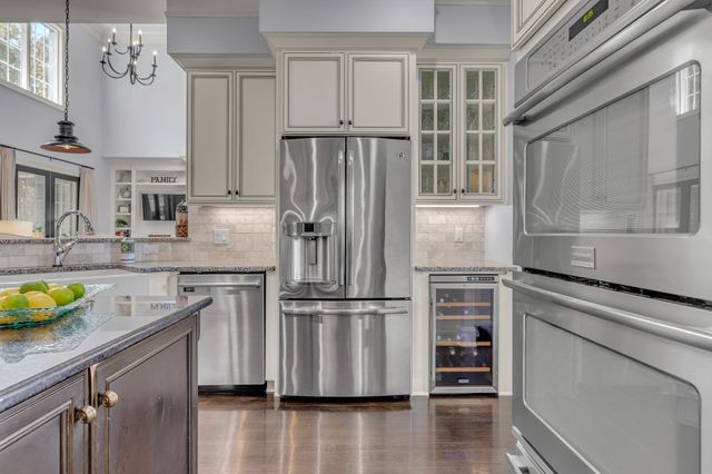 7167 Williams Rd, Christiana, TN 37037