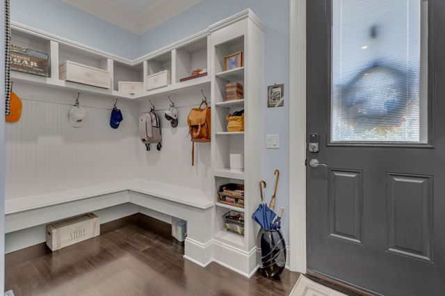 7167 Williams Rd, Christiana, TN 37037