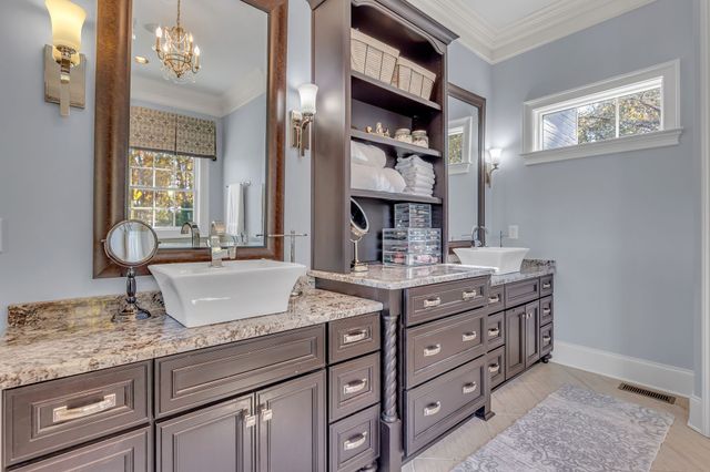 7167 Williams Rd, Christiana, TN 37037