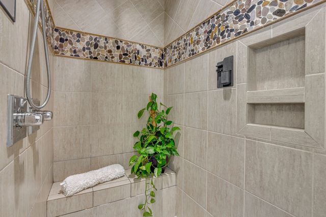 7167 Williams Rd, Christiana, TN 37037