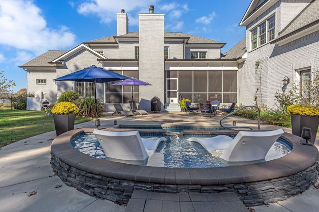 7167 Williams Rd, Christiana, TN 37037