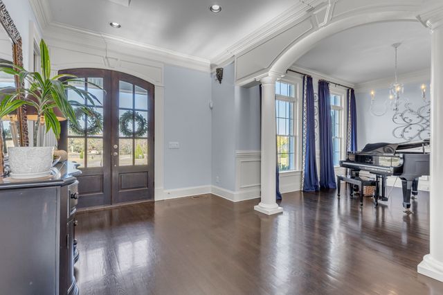 7167 Williams Rd, Christiana, TN 37037