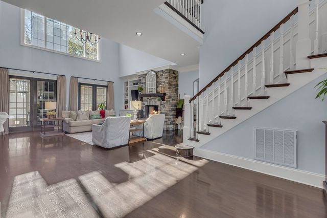 7167 Williams Rd, Christiana, TN 37037