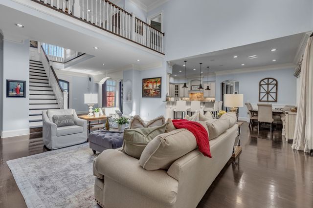 7167 Williams Rd, Christiana, TN 37037