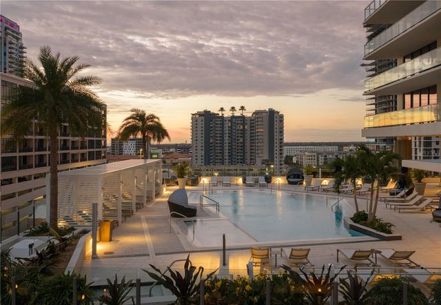 275 1ST AVENUE S 1106, St Petersburg, FL 33701