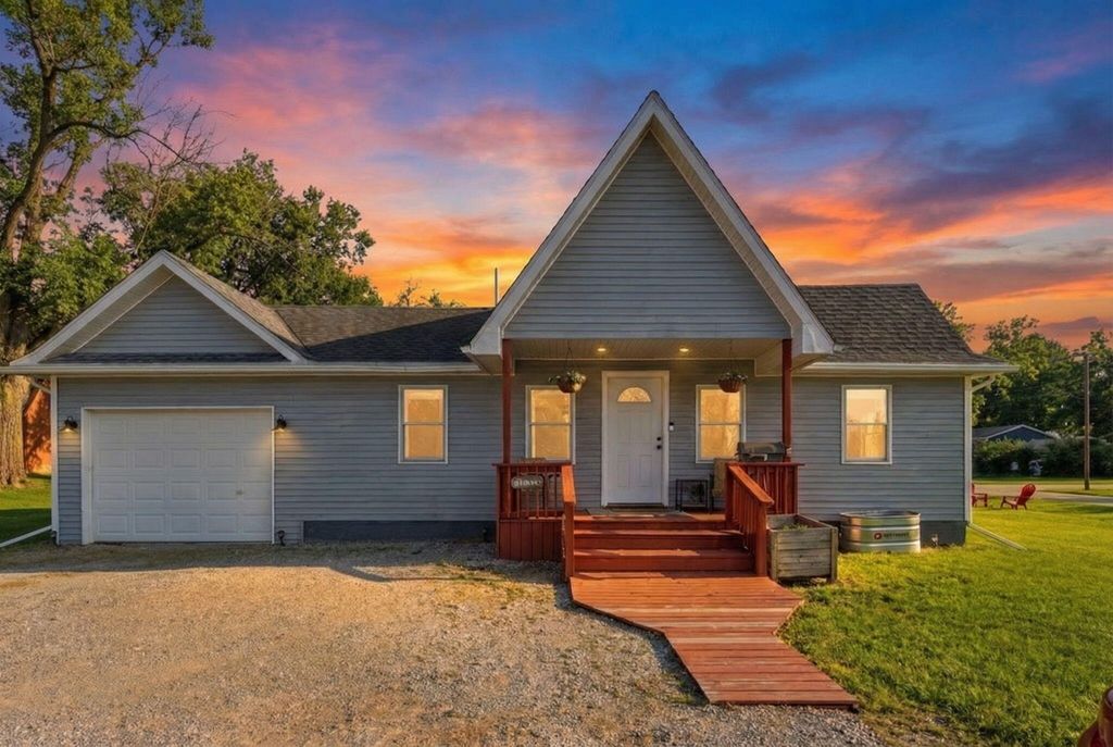 3061 W 943 N, Lake Village, IN 46349