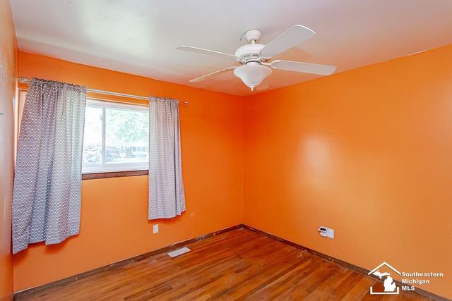 37613 Castle Drive, Romulus, MI 48174