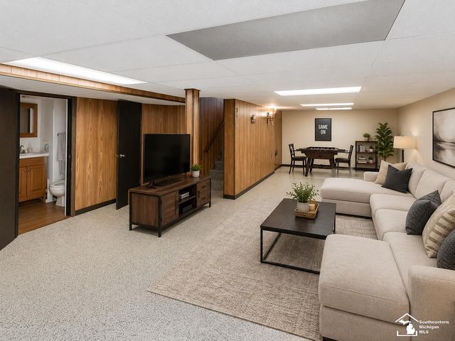 37613 Castle Drive, Romulus, MI 48174