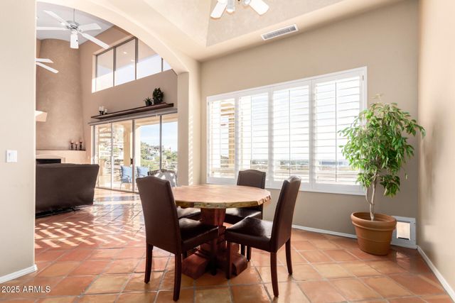 31 W BERYL Avenue, Phoenix, AZ 85021