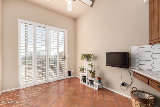 31 W BERYL Avenue, Phoenix, AZ 85021