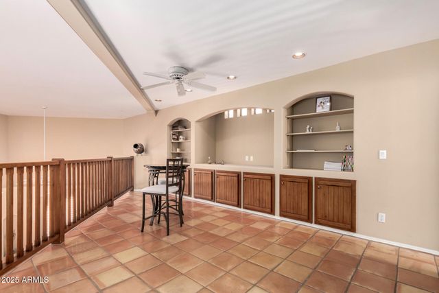 31 W BERYL Avenue, Phoenix, AZ 85021