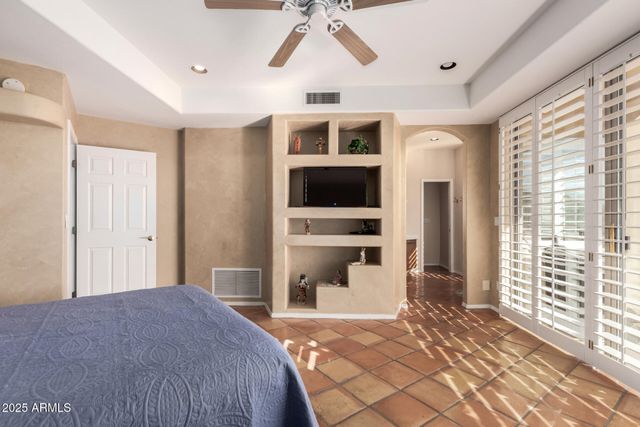 31 W BERYL Avenue, Phoenix, AZ 85021