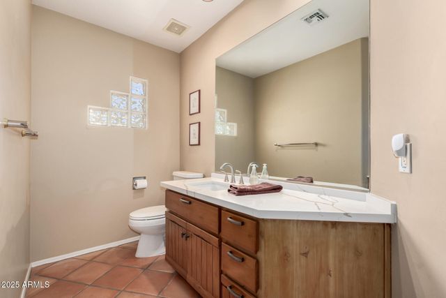 31 W BERYL Avenue, Phoenix, AZ 85021