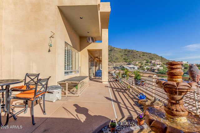 31 W BERYL Avenue, Phoenix, AZ 85021