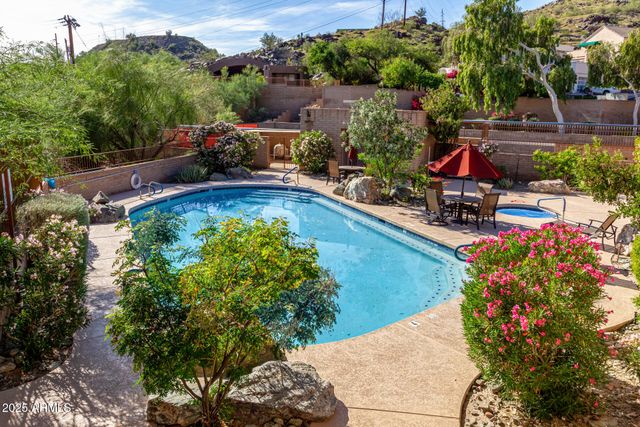 31 W BERYL Avenue, Phoenix, AZ 85021