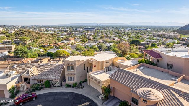 31 W BERYL Avenue, Phoenix, AZ 85021