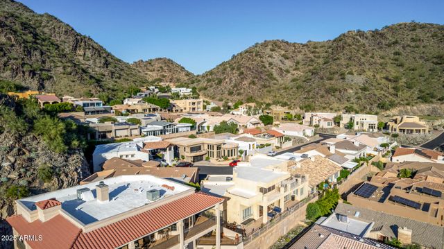 31 W BERYL Avenue, Phoenix, AZ 85021