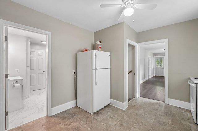 13 Myra Avenue, Pontiac, MI 48341