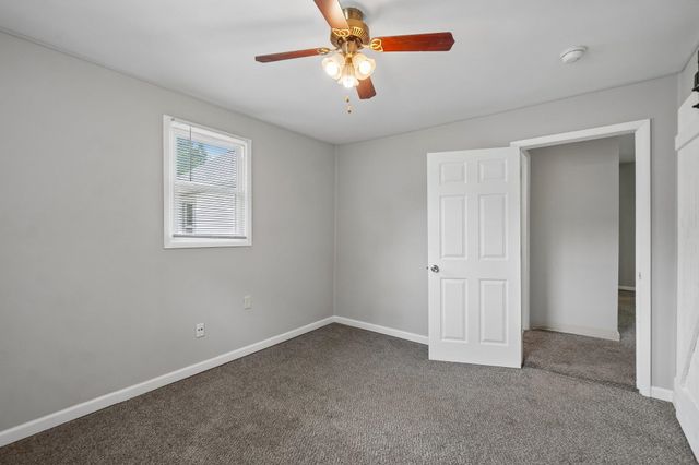13 Myra Avenue, Pontiac, MI 48341