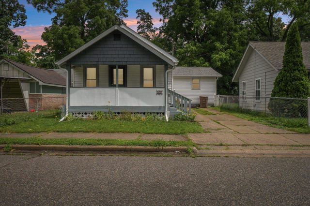 13 Myra Avenue, Pontiac, MI 48341