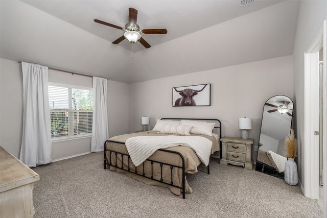 975 Crockett Drive, Lavon, TX 75166