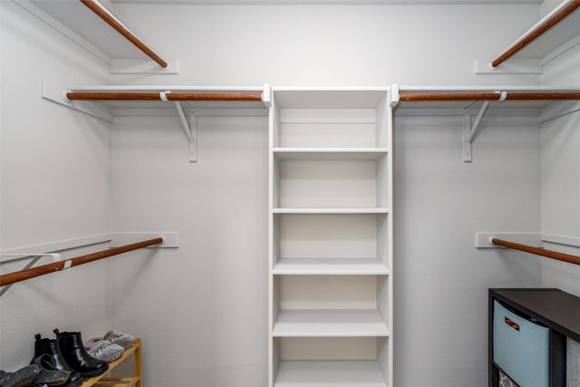 975 Crockett Drive, Lavon, TX 75166