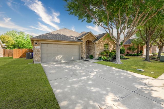 975 Crockett Drive, Lavon, TX 75166