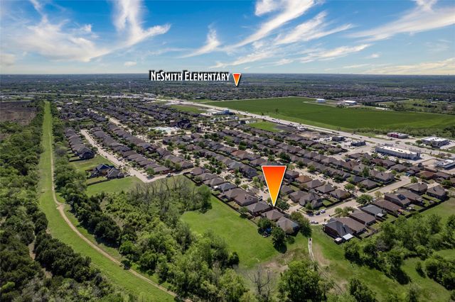 975 Crockett Drive, Lavon, TX 75166