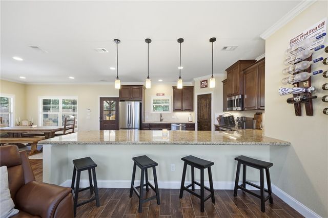 606 Maryem Street, College Station, TX 77840