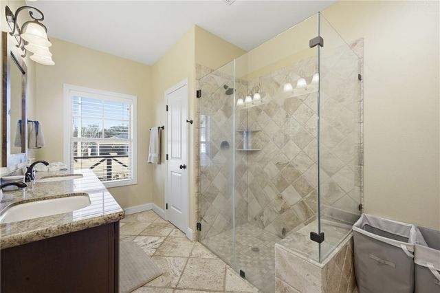 606 Maryem Street, College Station, TX 77840