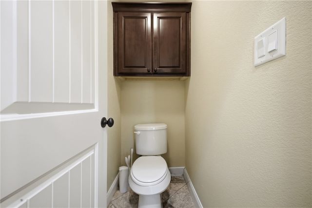 606 Maryem Street, College Station, TX 77840