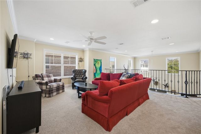 606 Maryem Street, College Station, TX 77840