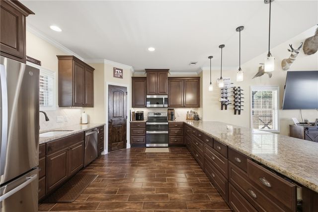 606 Maryem Street, College Station, TX 77840