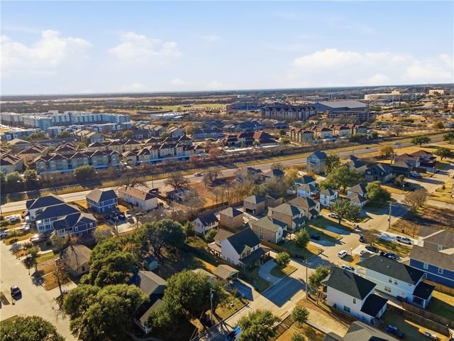 606 Maryem Street, College Station, TX 77840