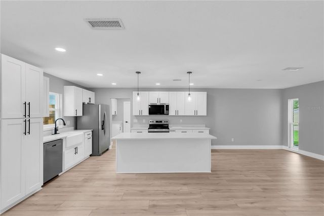 501 HILLPINE WAY, Brandon, FL 33510