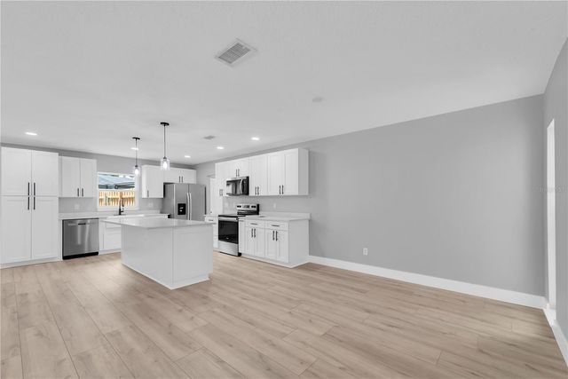 501 HILLPINE WAY, Brandon, FL 33510