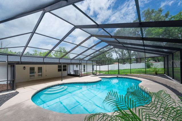 501 HILLPINE WAY, Brandon, FL 33510