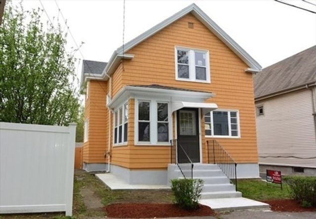 12 Eaton St, Revere, MA 02151