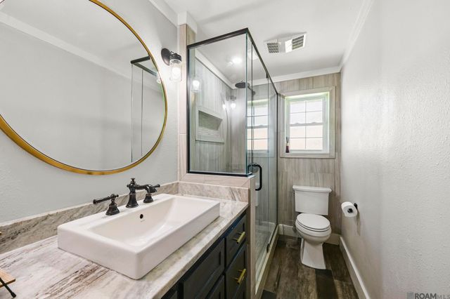 907 Colonial Dr, Port Allen, LA 70767