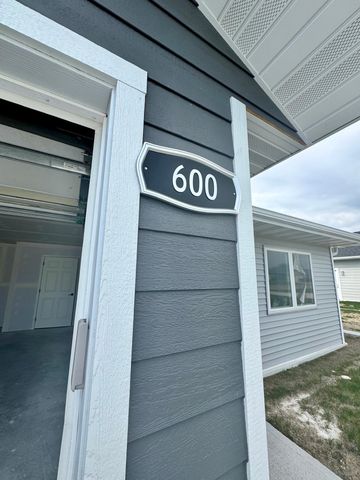 600 Garfield Street SE, Warroad, MN 56763