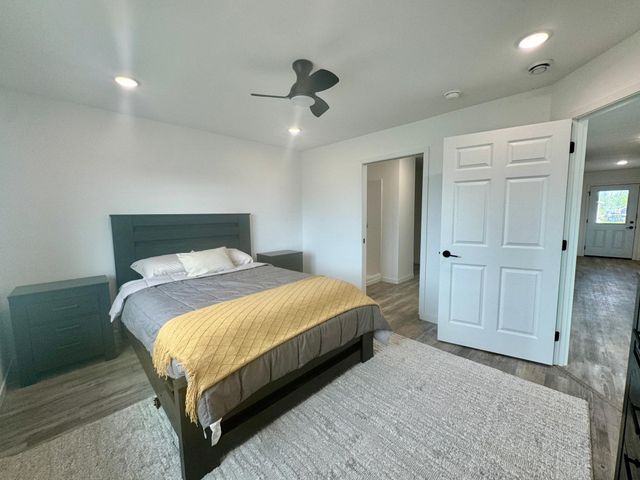 600 Garfield Street SE, Warroad, MN 56763