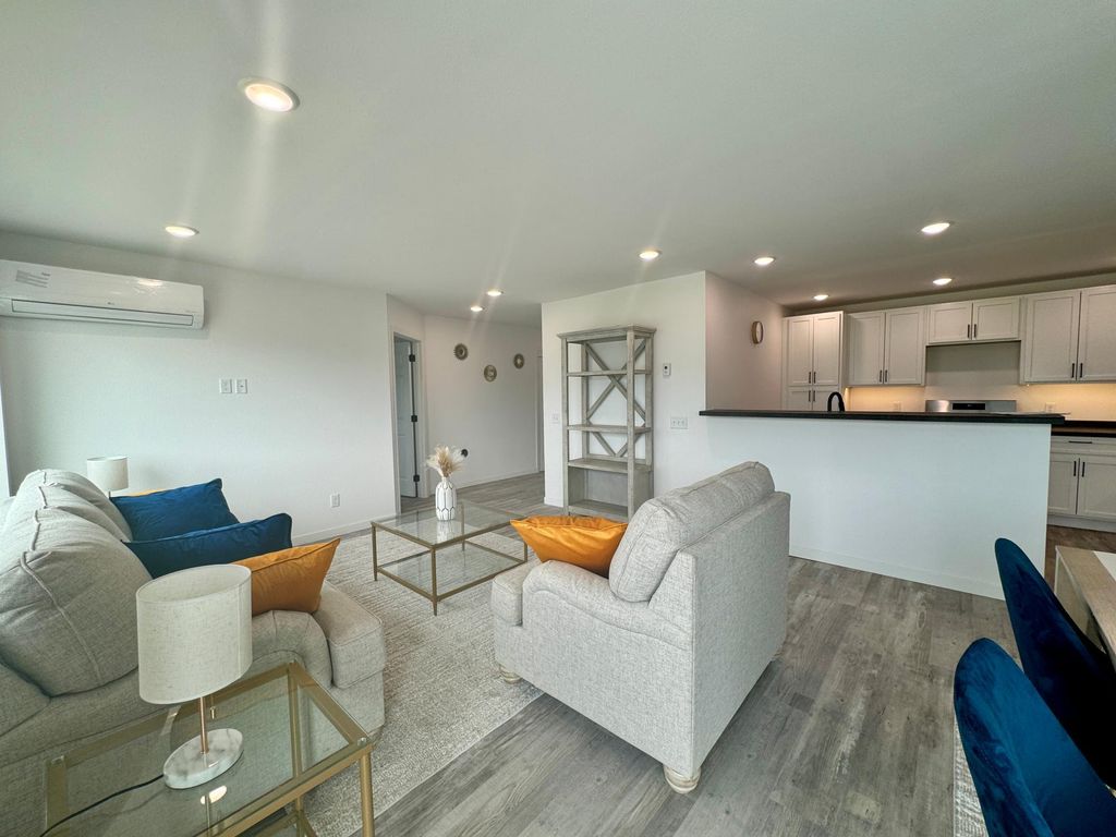 600 Garfield Street SE, Warroad, MN 56763