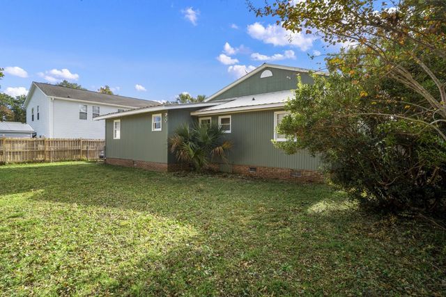 328 16th Ave. S, Surfside Beach, SC 29575