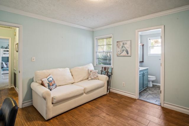 328 16th Ave. S, Surfside Beach, SC 29575